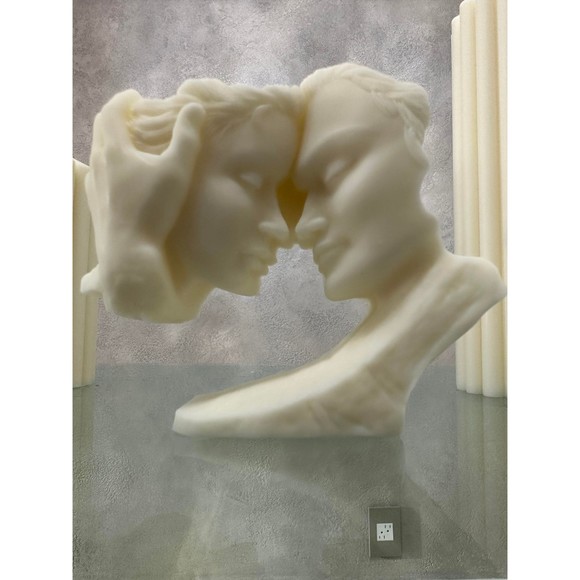 Unique Candle 2 wicks - Shaped Sculptural Candle Soy Wax Candle Home Decor Gift - Picture 6 of 6